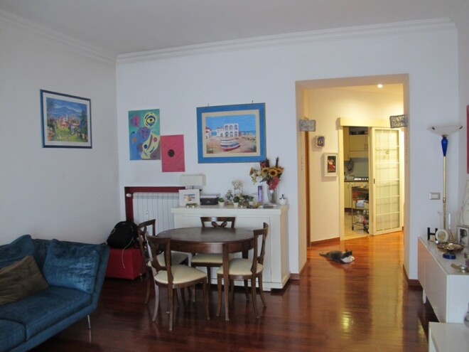 Tuscolano Villa Fiorelli appartamento piano alto in vendita